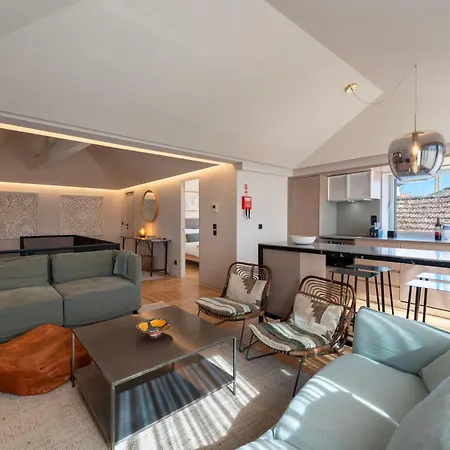 Prime Riverside Duplex